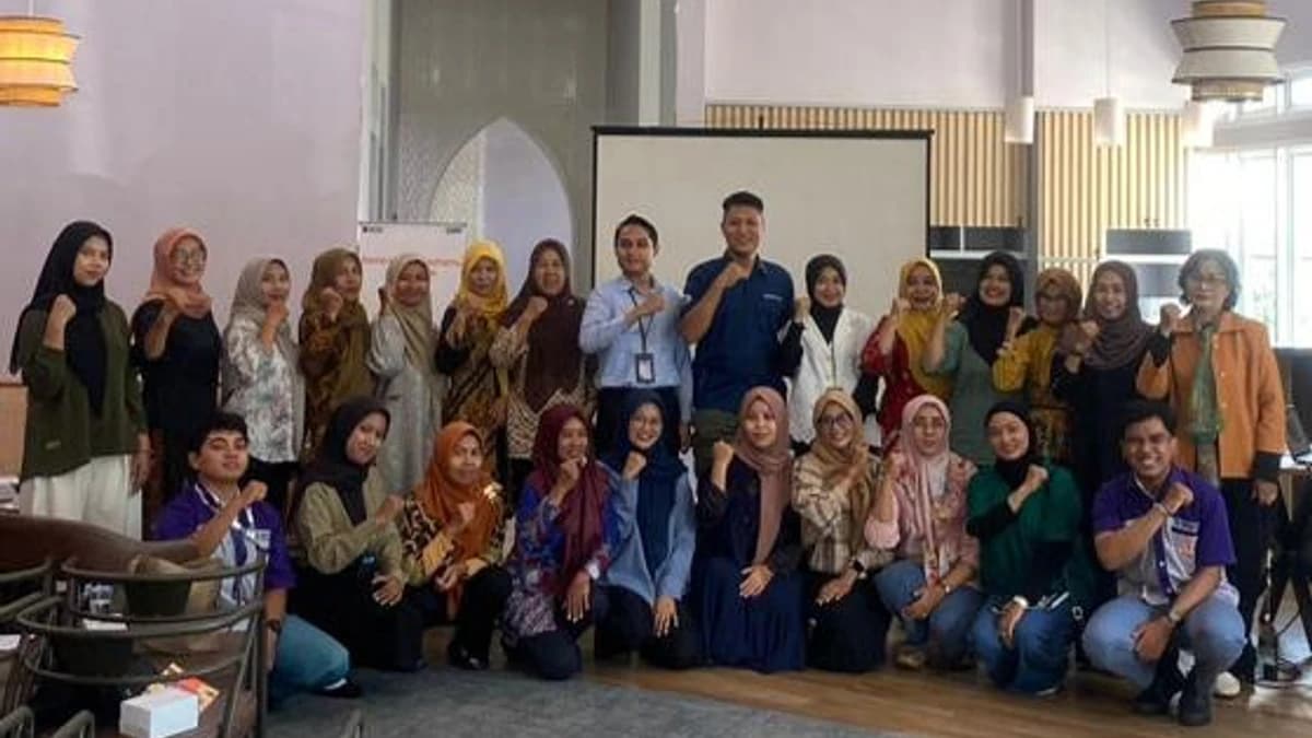 Yanuar Aris Budiharto bersama Bupat Demak.jpeg